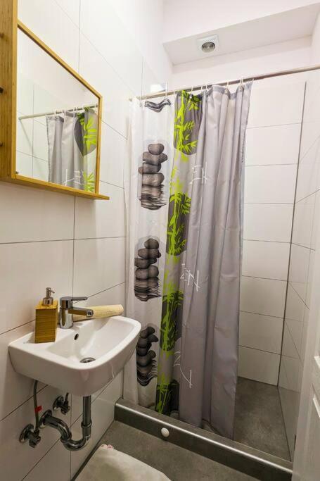 Cozy Ensuite Room In Zagreb Center Exterior foto
